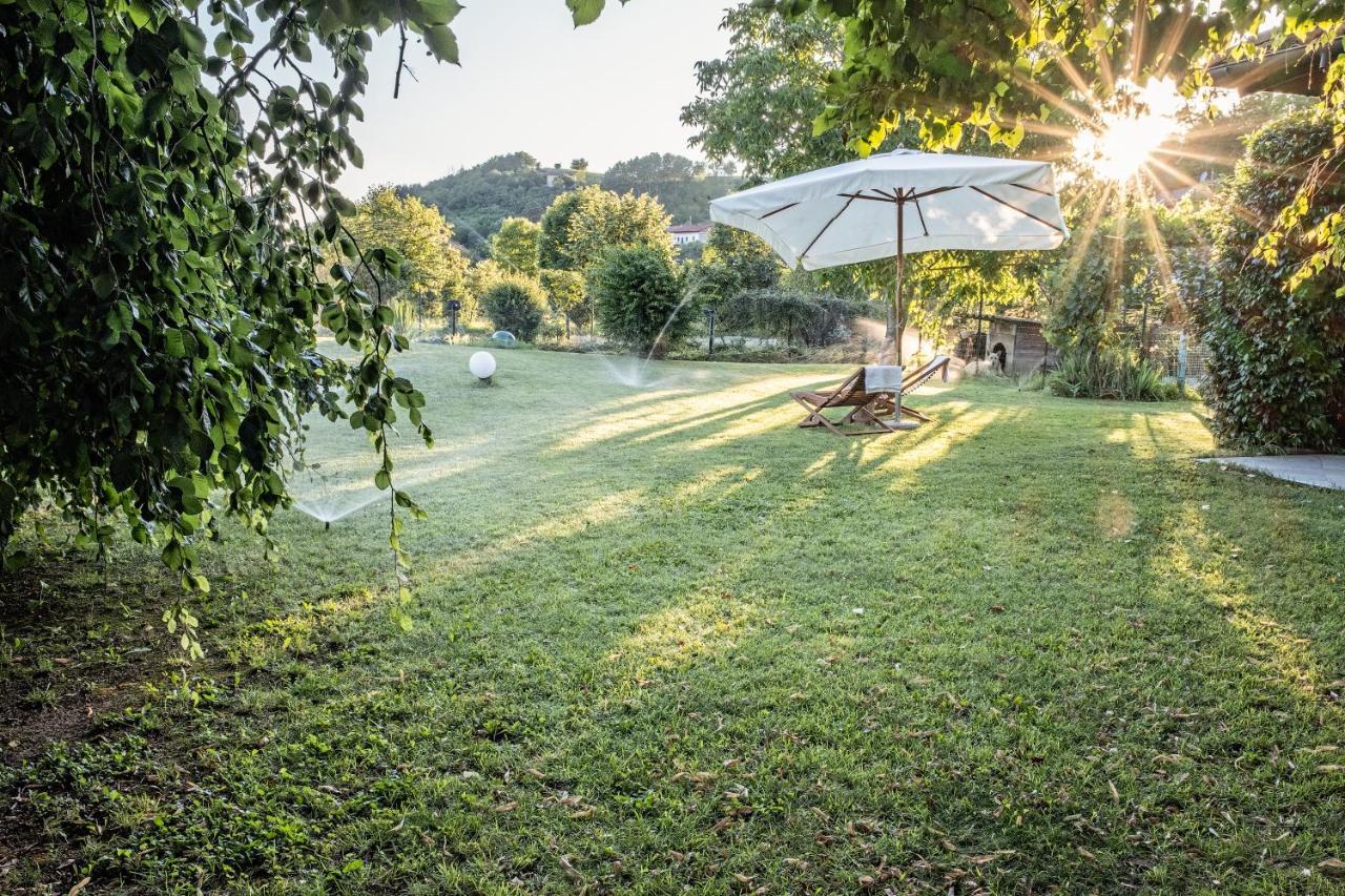 Villa Curte Nicia Nizza Monferrato Bagian luar foto